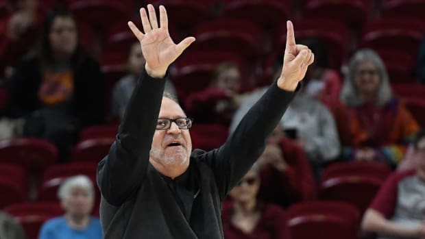 Razorbacks coach Mike Neighbors during game against Georgia